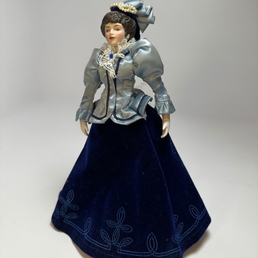 Vintage Avon Porcelain Doll 1980s Avon Collectible Victorian